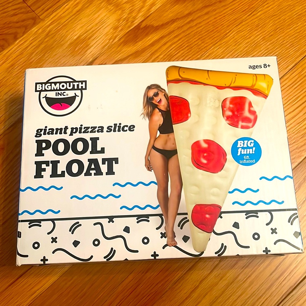 Brand new giant pizza slice float